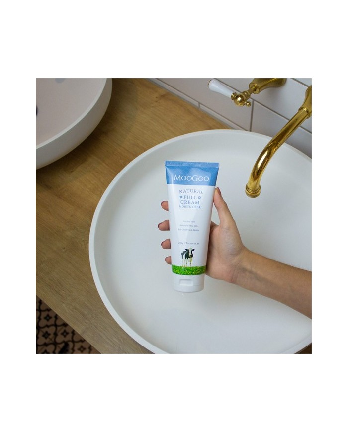 MooGoo Full Cream Moisturizer 200g